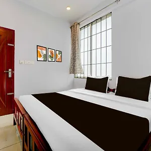 Hotel Collection O Pukkattupady Aluva East